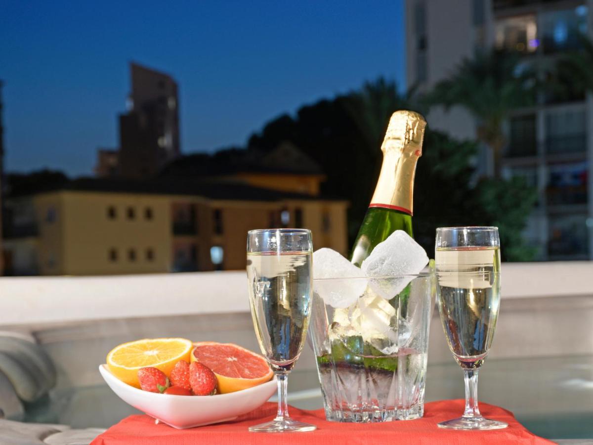 Isla De Benalmadena 1, Jacuzzi, 80M From The Sea, Ac, Bbq, Private Parking, Big Terrace Lejlighed Eksteriør billede