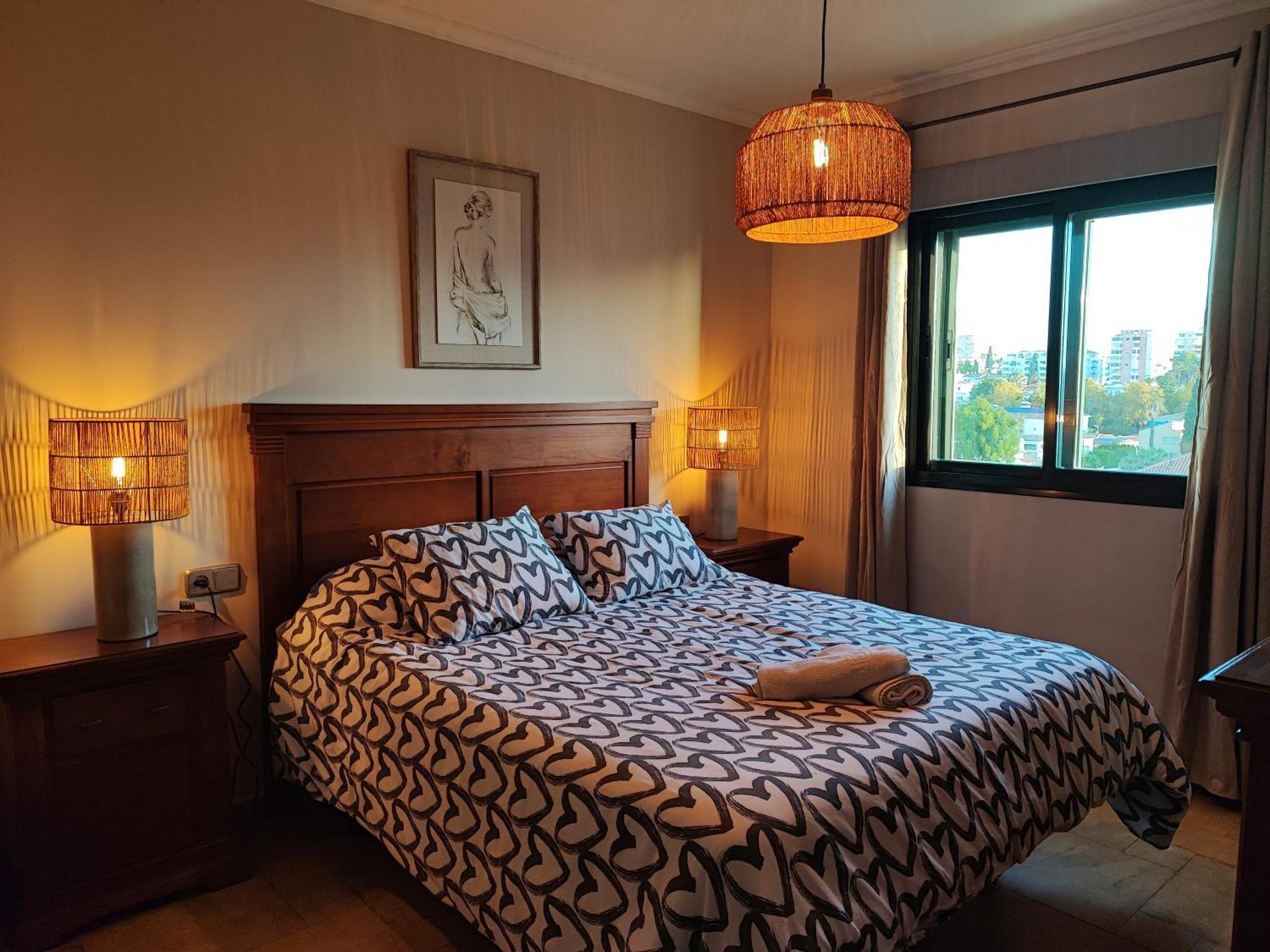 Isla De Benalmadena 1, Jacuzzi, 80M From The Sea, Ac, Bbq, Private Parking, Big Terrace Lejlighed Eksteriør billede