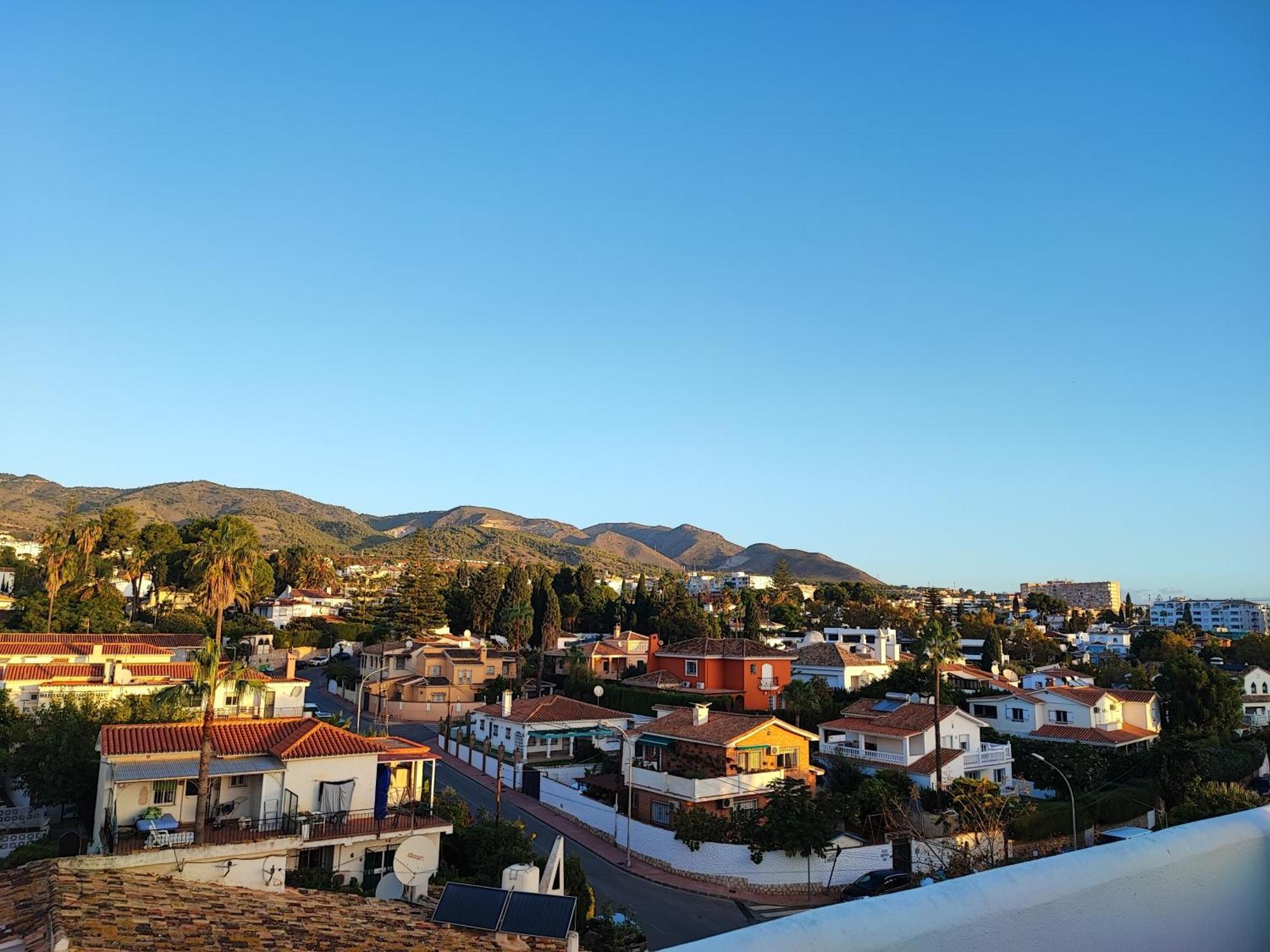 Isla De Benalmadena 1, Jacuzzi, 80M From The Sea, Ac, Bbq, Private Parking, Big Terrace Lejlighed Eksteriør billede